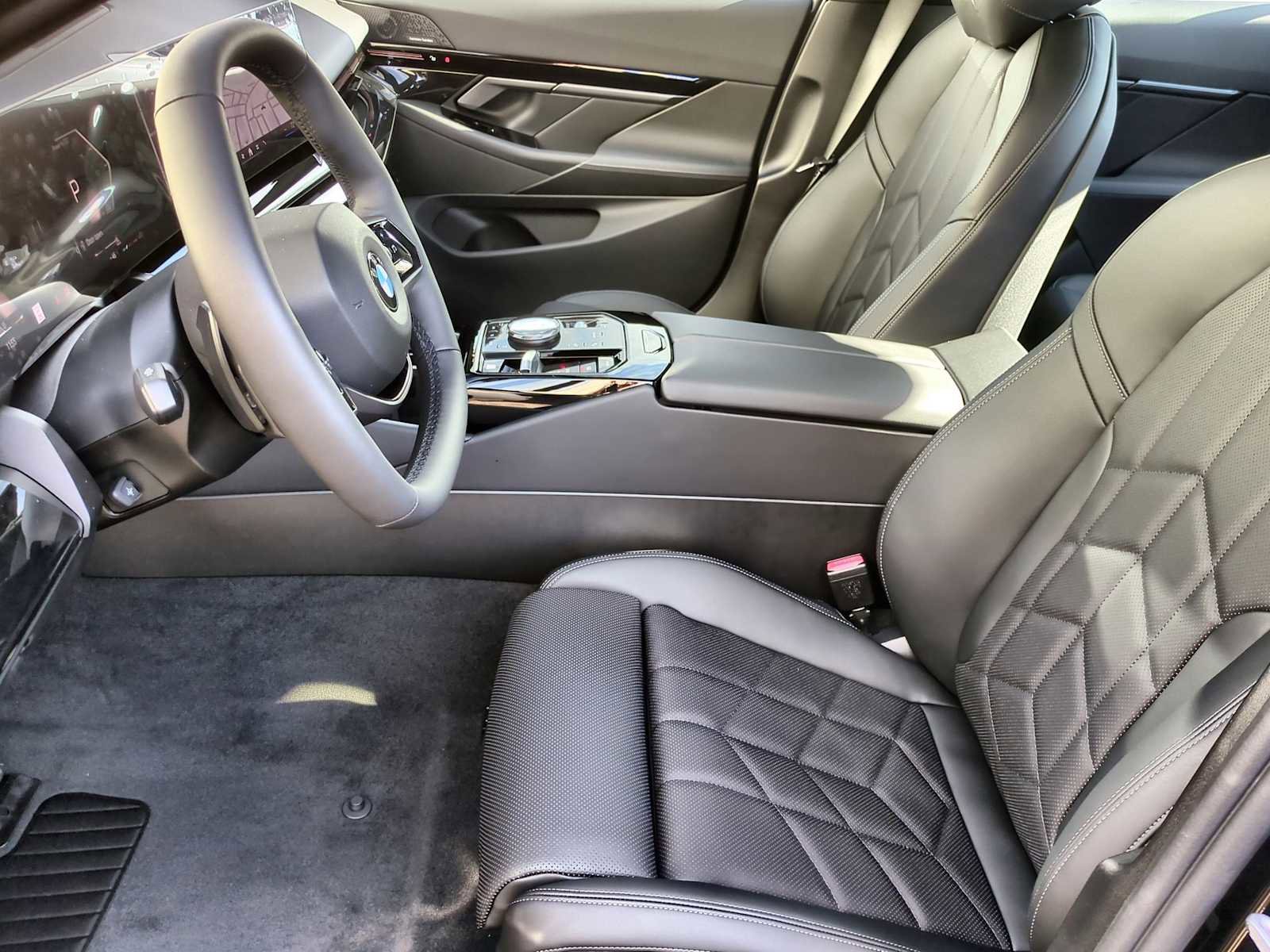 New 2026 BMW 530i xDrive image 16