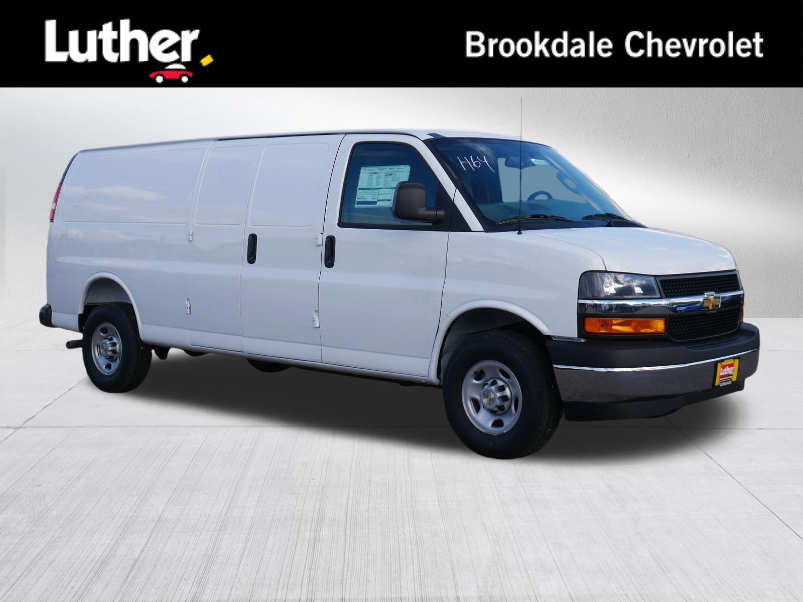 New 2026 Chevrolet Express 3500 Extended w/ Driver Convenience Package RWD image 1
