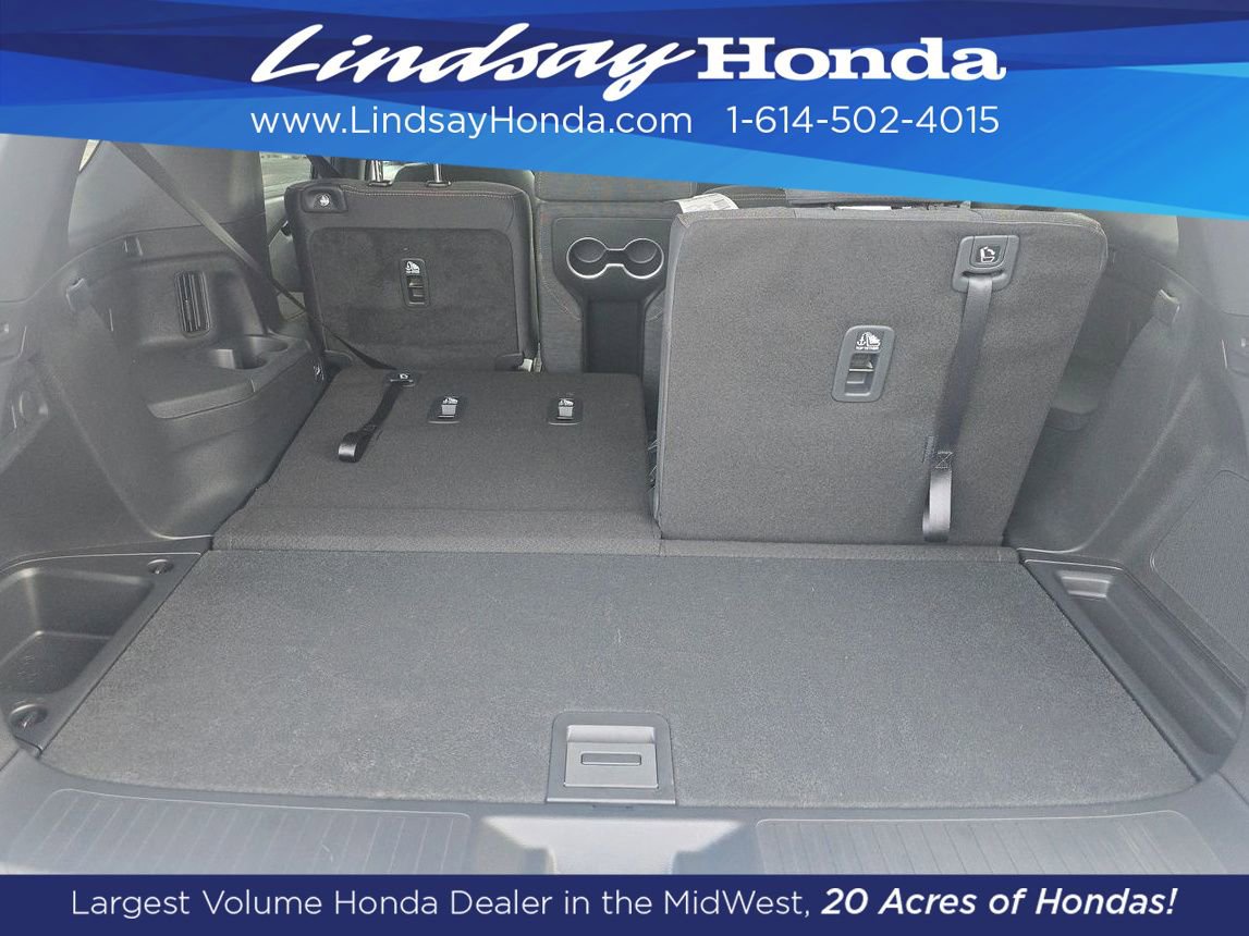 New 2026 Honda Pilot Sport image 2