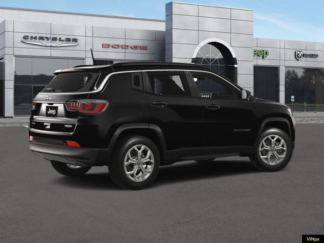 Used 2024 Jeep Compass Latitude w/ Convenience Group AWD/4WD image 7