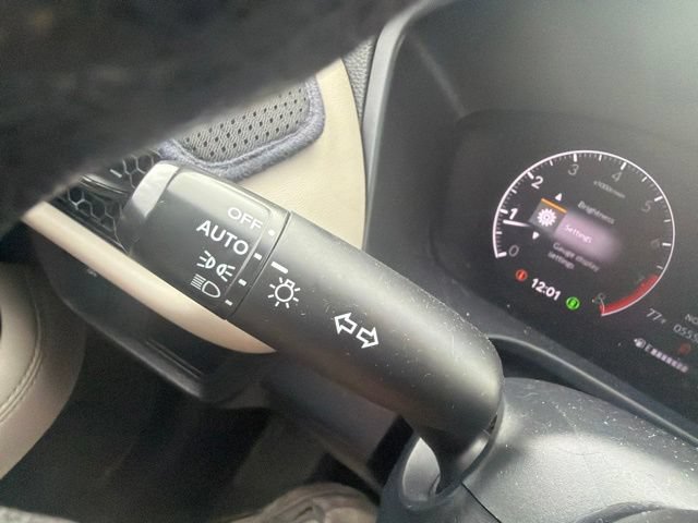 Used 2023 Honda HR-V LX image 37