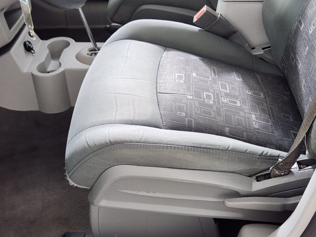 Used 2008 Chrysler PT Cruiser FWD image 10
