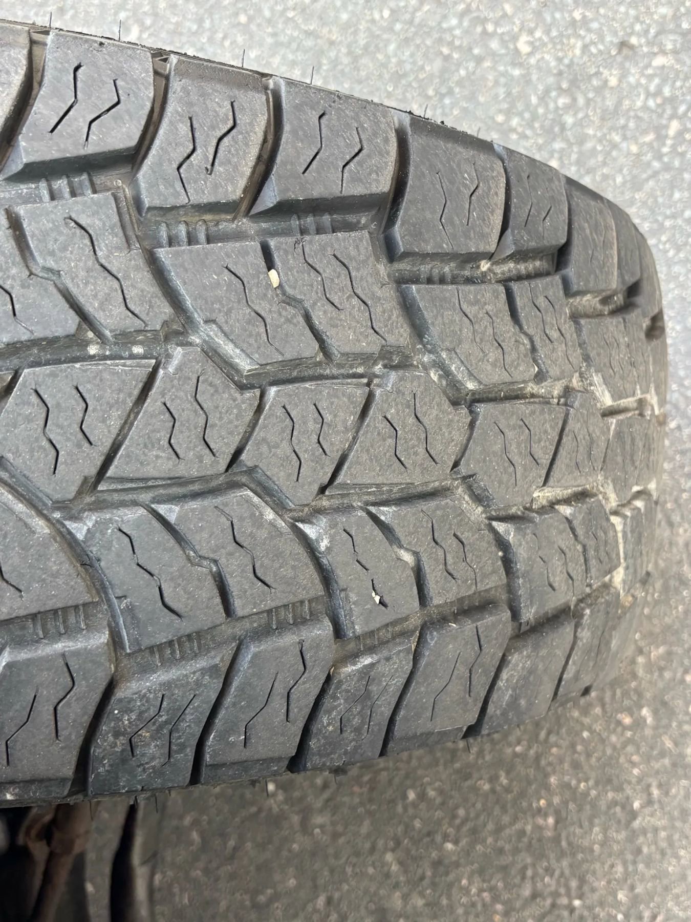 Used 2011 Nissan Titan SV w/ SV Value Truck Pkg image 33