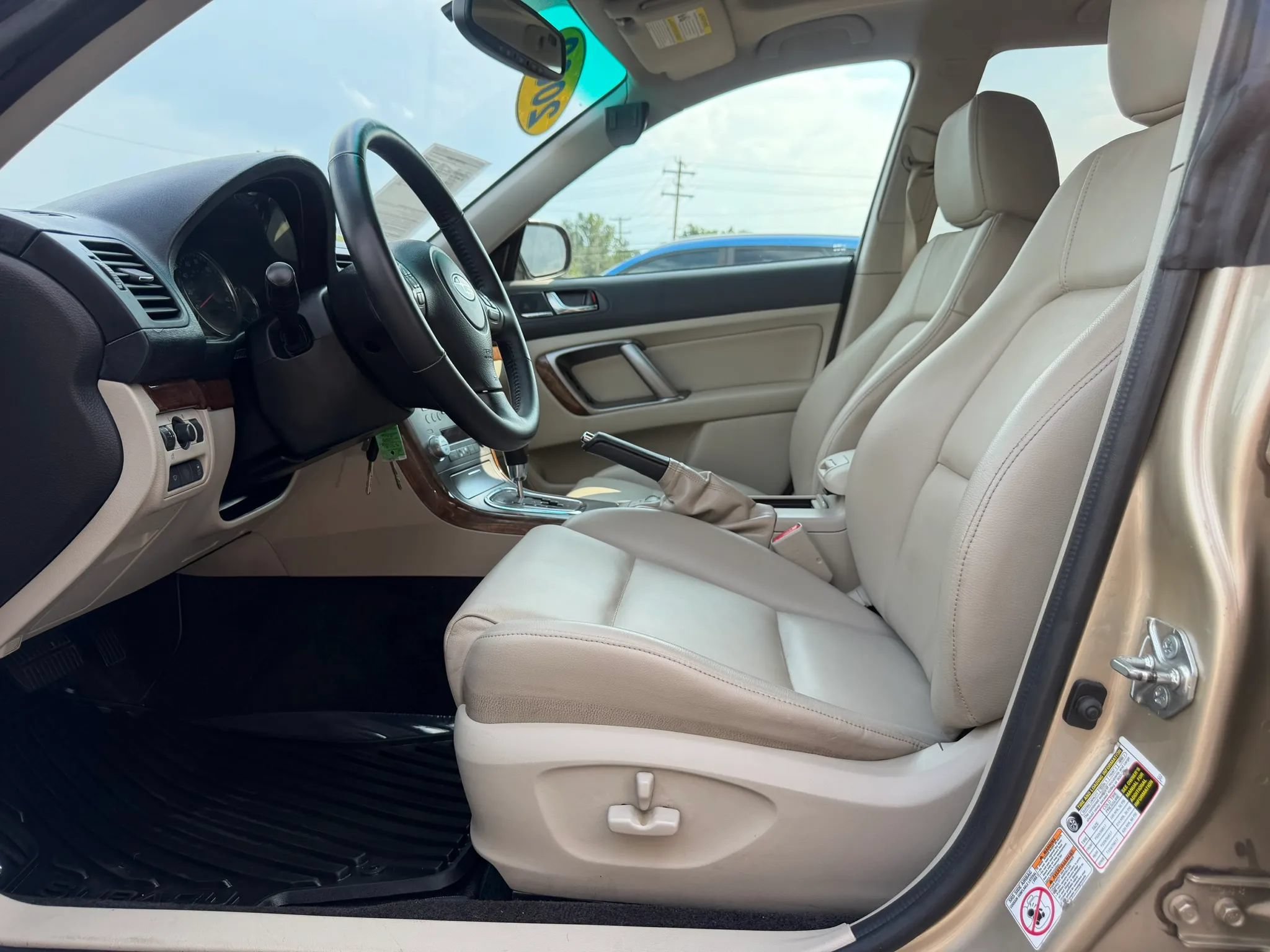 Used 2009 Subaru Outback 2.5i Limited AWD/4WD image 12