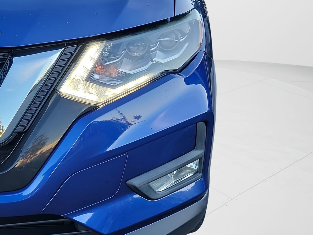 Used 2018 Nissan Rogue SL w/ Premium Package image 10