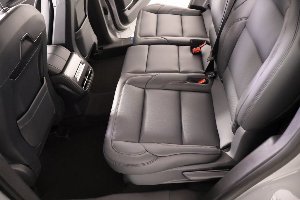 New 2026 Lincoln Nautilus Premier AWD/4WD image 12