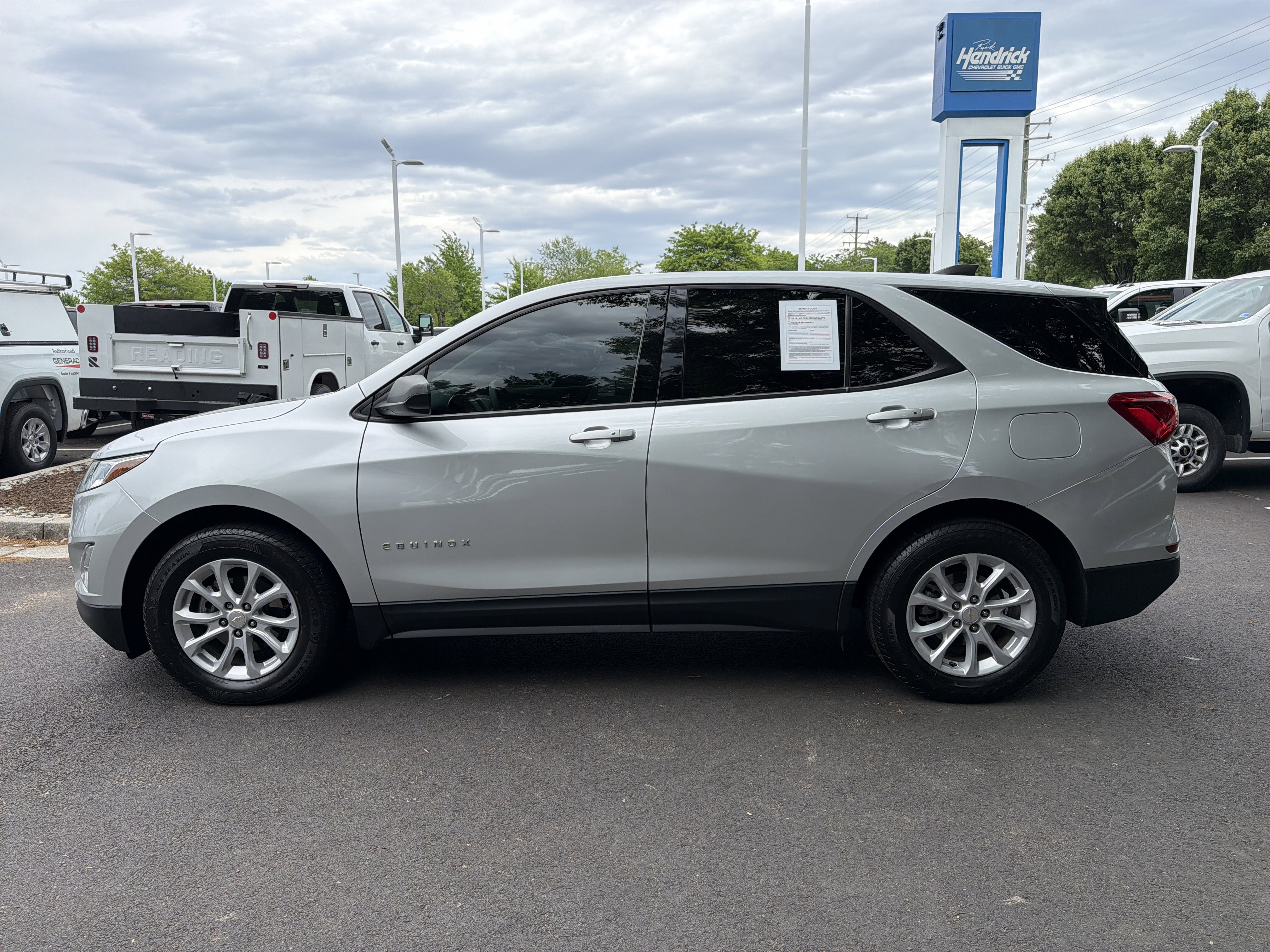 Used 2019 Chevrolet Equinox LS w/ LS Convenience Package FWD image 7