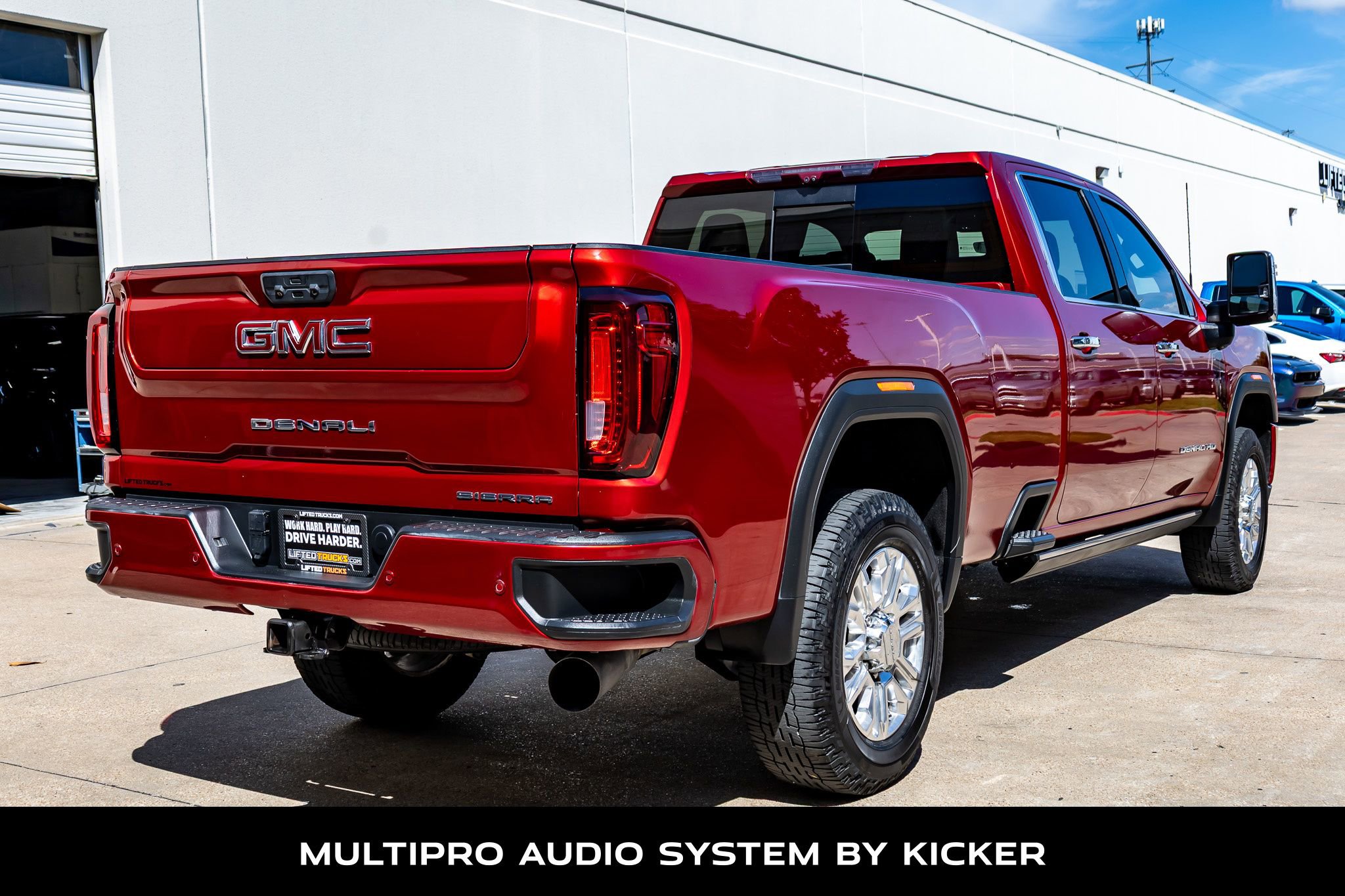 Used 2023 GMC Sierra 3500 Denali w/ Technology Package AWD/4WD image 9