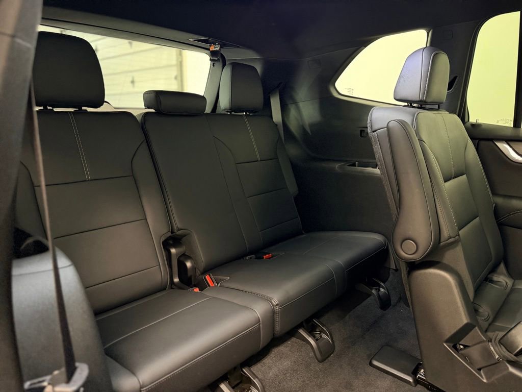 Used 2024 GMC Acadia Elevation AWD/4WD image 21