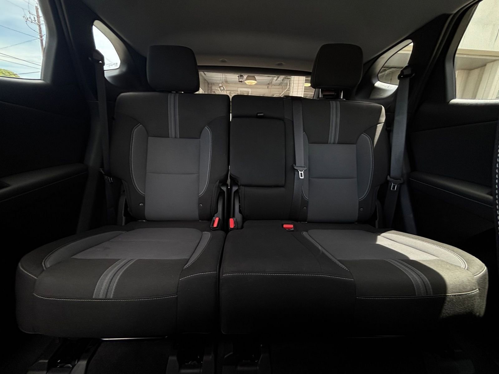 Used 2025 Chevrolet Blazer LT FWD image 40