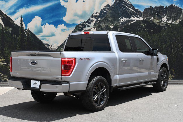Used 2021 Ford F150 XLT w/ Equipment Group 302A High AWD/4WD image 3