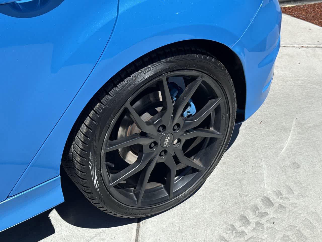 Used 2017 Ford Focus RS AWD/4WD image 8