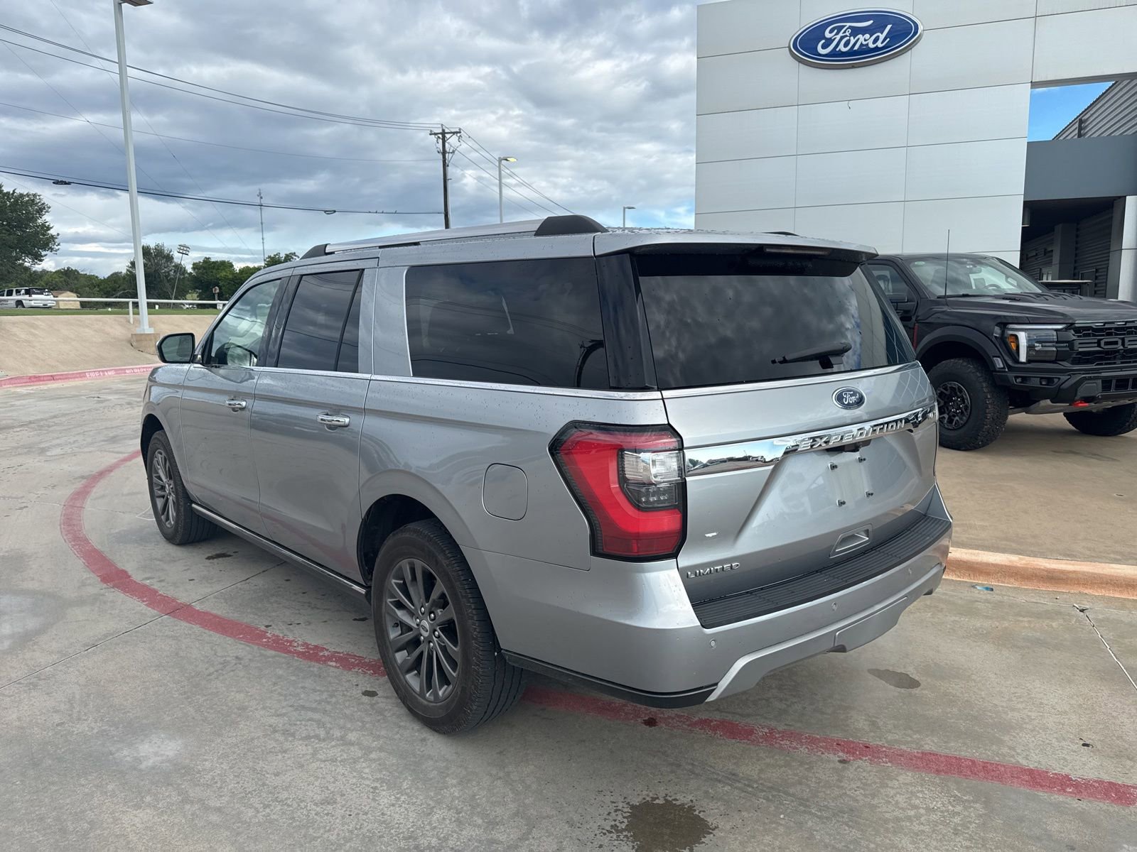 Used 2020 Ford Expedition Max Limited RWD image 7