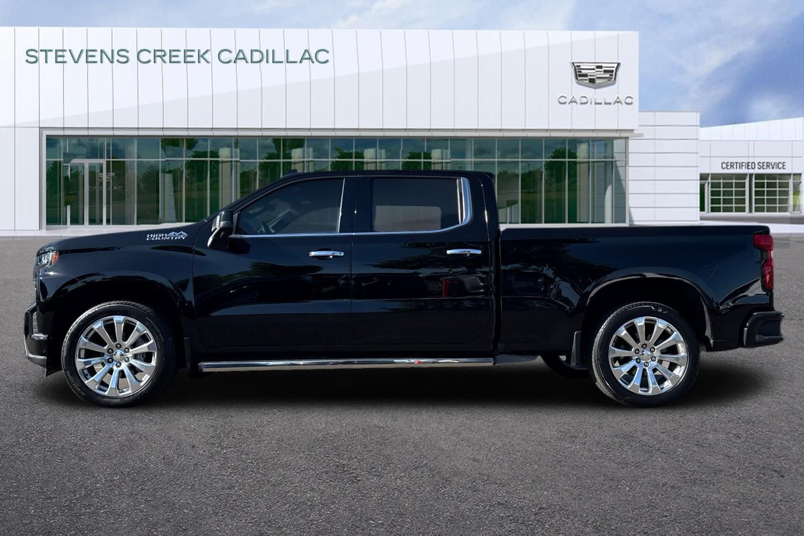 Used 2020 Chevrolet Silverado 1500 High Country w/ Technology Package image 6