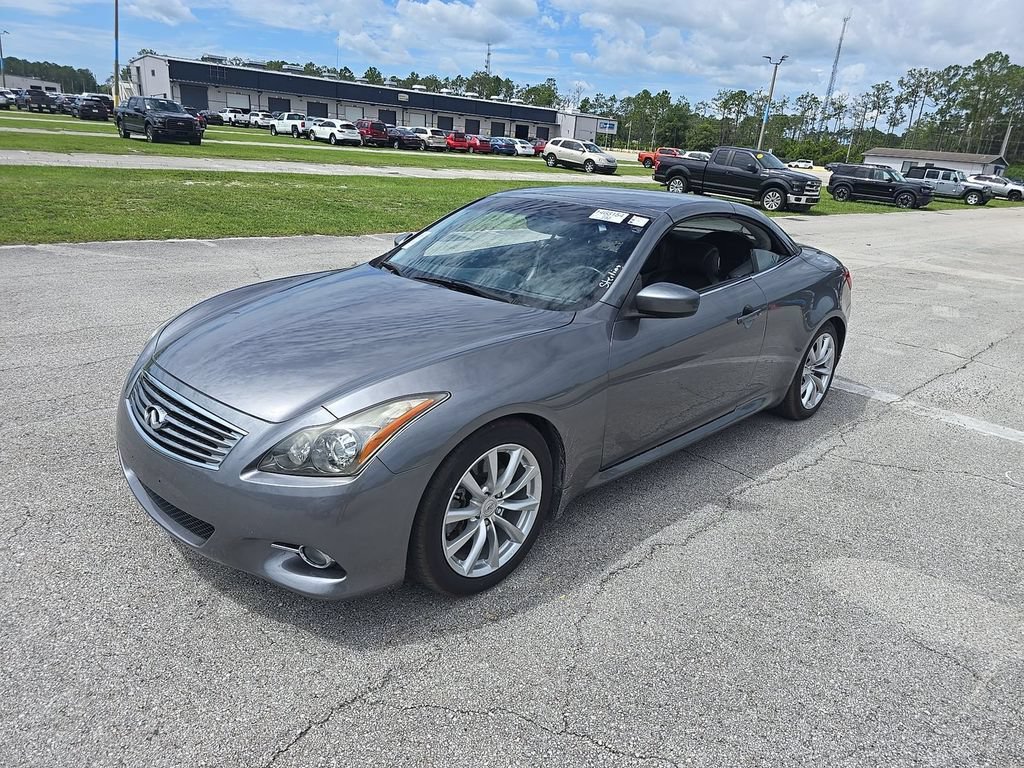 Used 2014 INFINITI Q60 Convertible w/ Premium Package RWD image 4