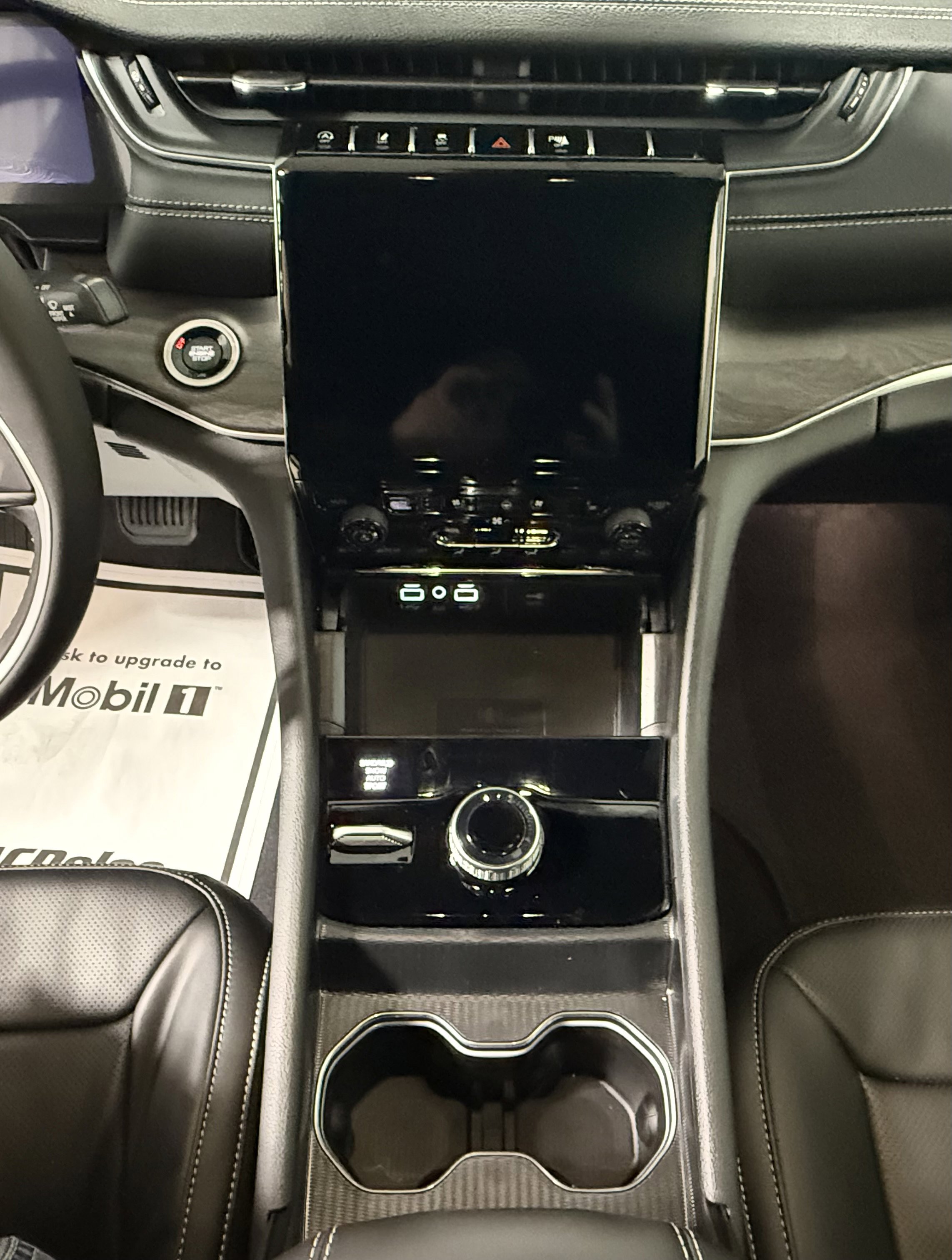 New 2025 Jeep Grand Cherokee L Limited image 25