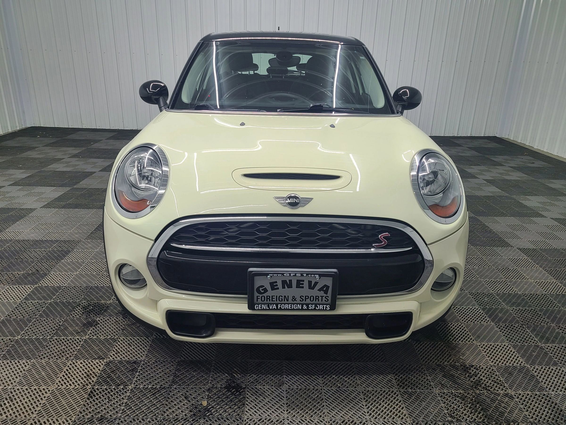 Used 2015 MINI Cooper S image 6