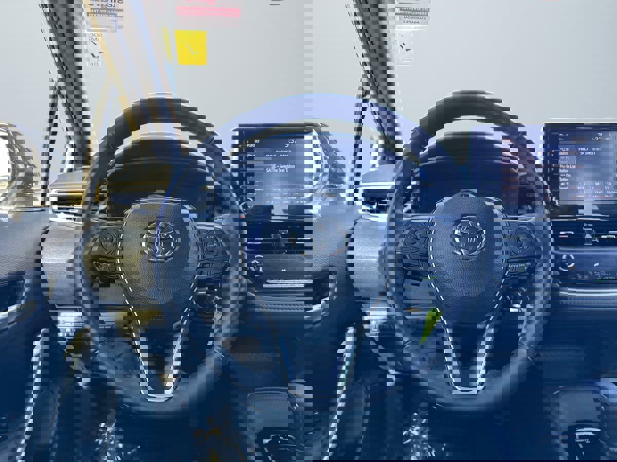 Used 2020 Toyota Corolla SE FWD image 11