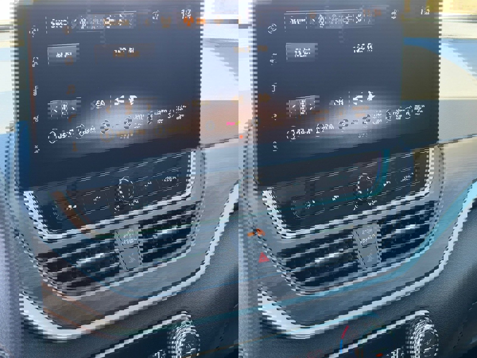 New 2025 Nissan Altima 2.5 SV w/ SV Special Edition Package image 24