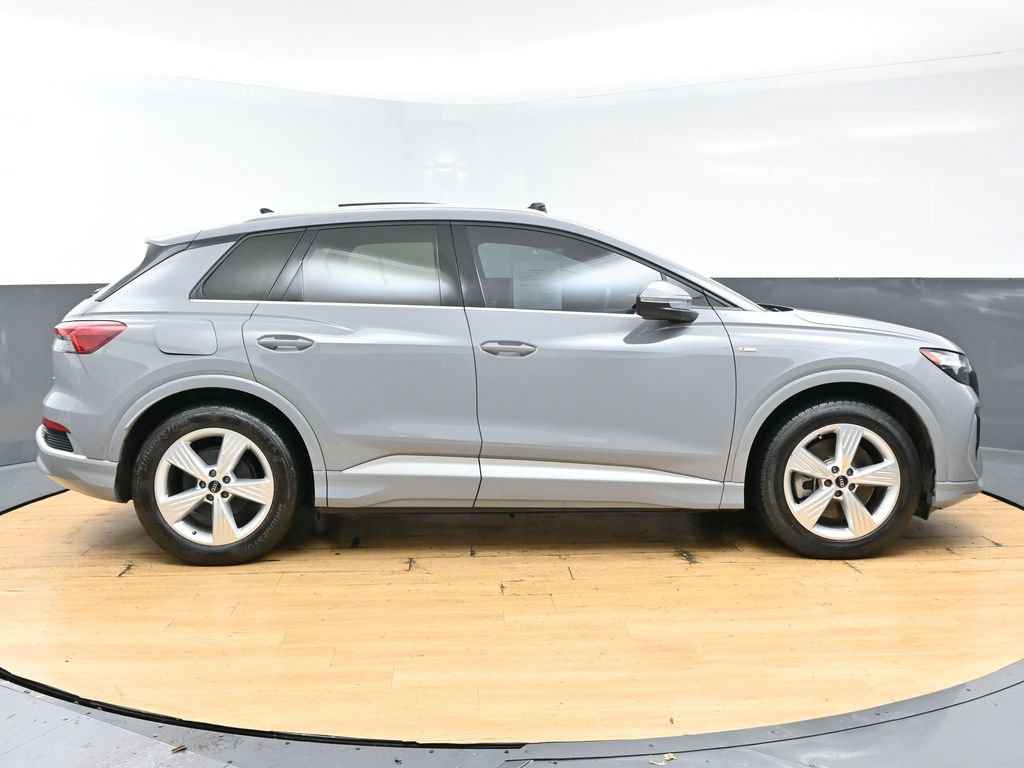 Used 2024 Audi Q4 e-tron Premium AWD/4WD image 8