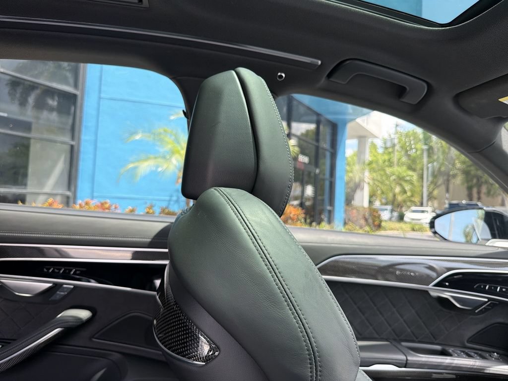 Used 2025 Audi S8 w/ Executive Package AWD/4WD image 16