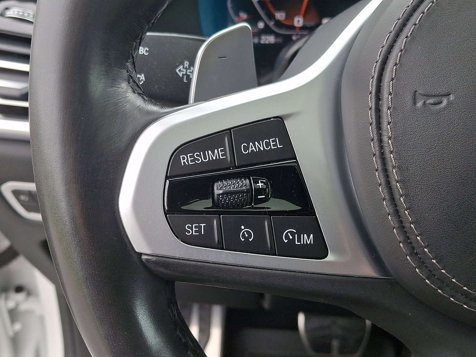 Used 2020 BMW X5 M50i w/ Executive Package AWD/4WD image 22
