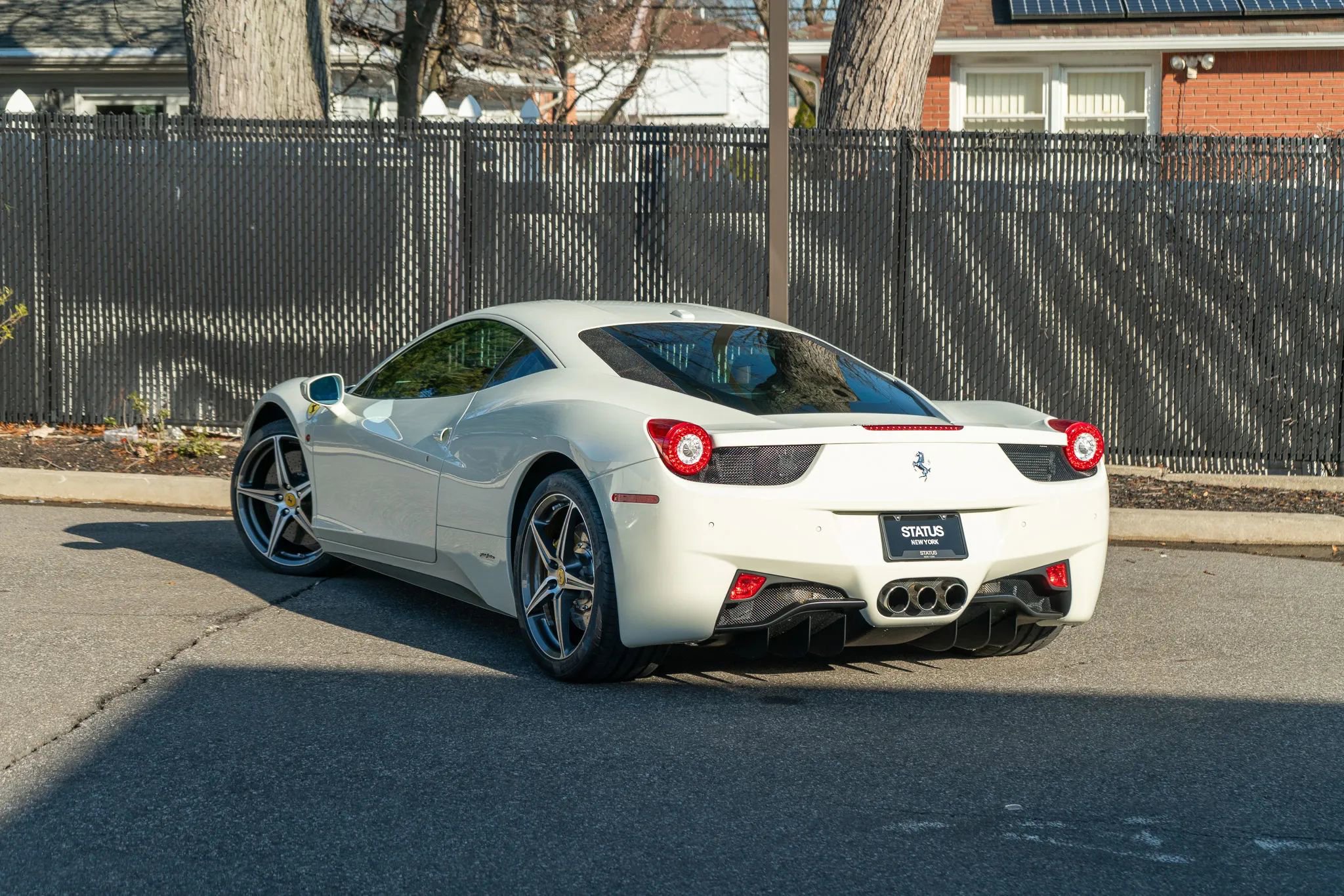 Used 2015 Ferrari 458 Italia Coupe RWD image 28