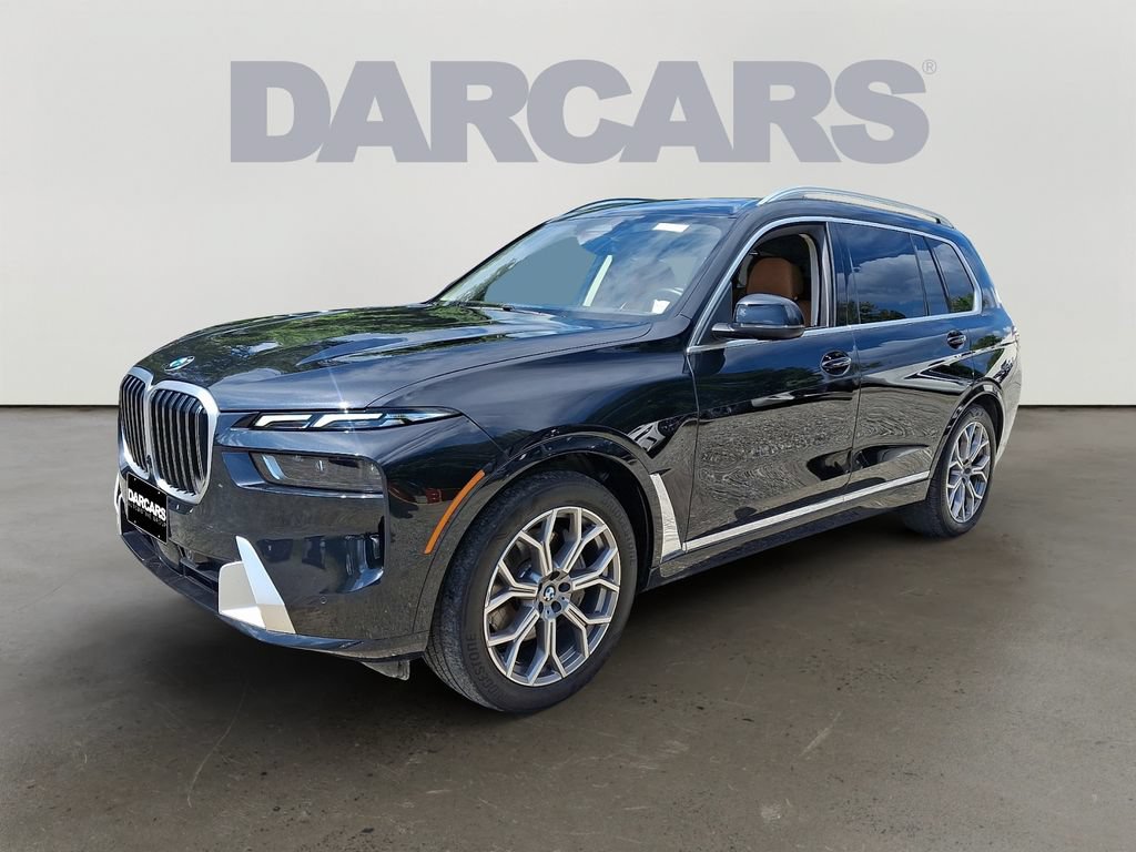 Used 2024 BMW X7 xDrive40i AWD/4WD image 3