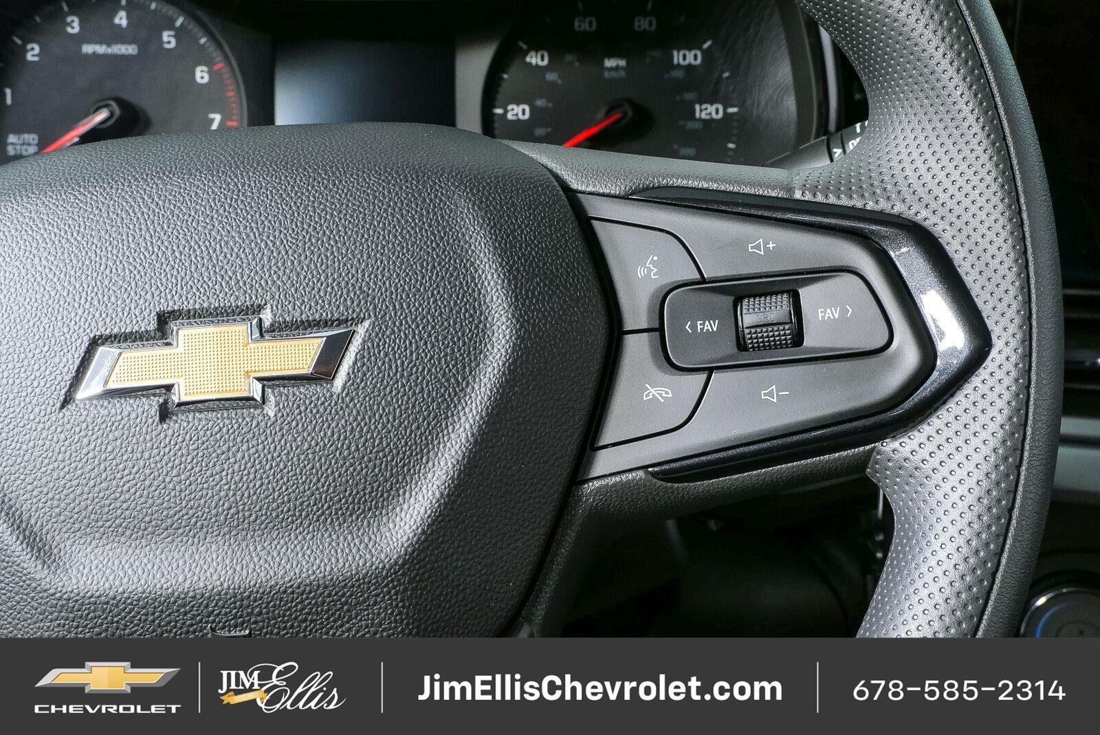New 2026 Chevrolet Trax LS w/ LS Convenience Package FWD image 11