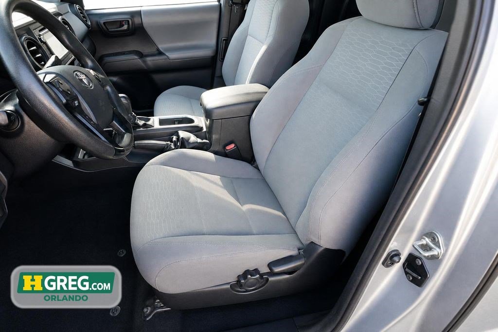 Used 2018 Toyota Tacoma SR RWD image 10