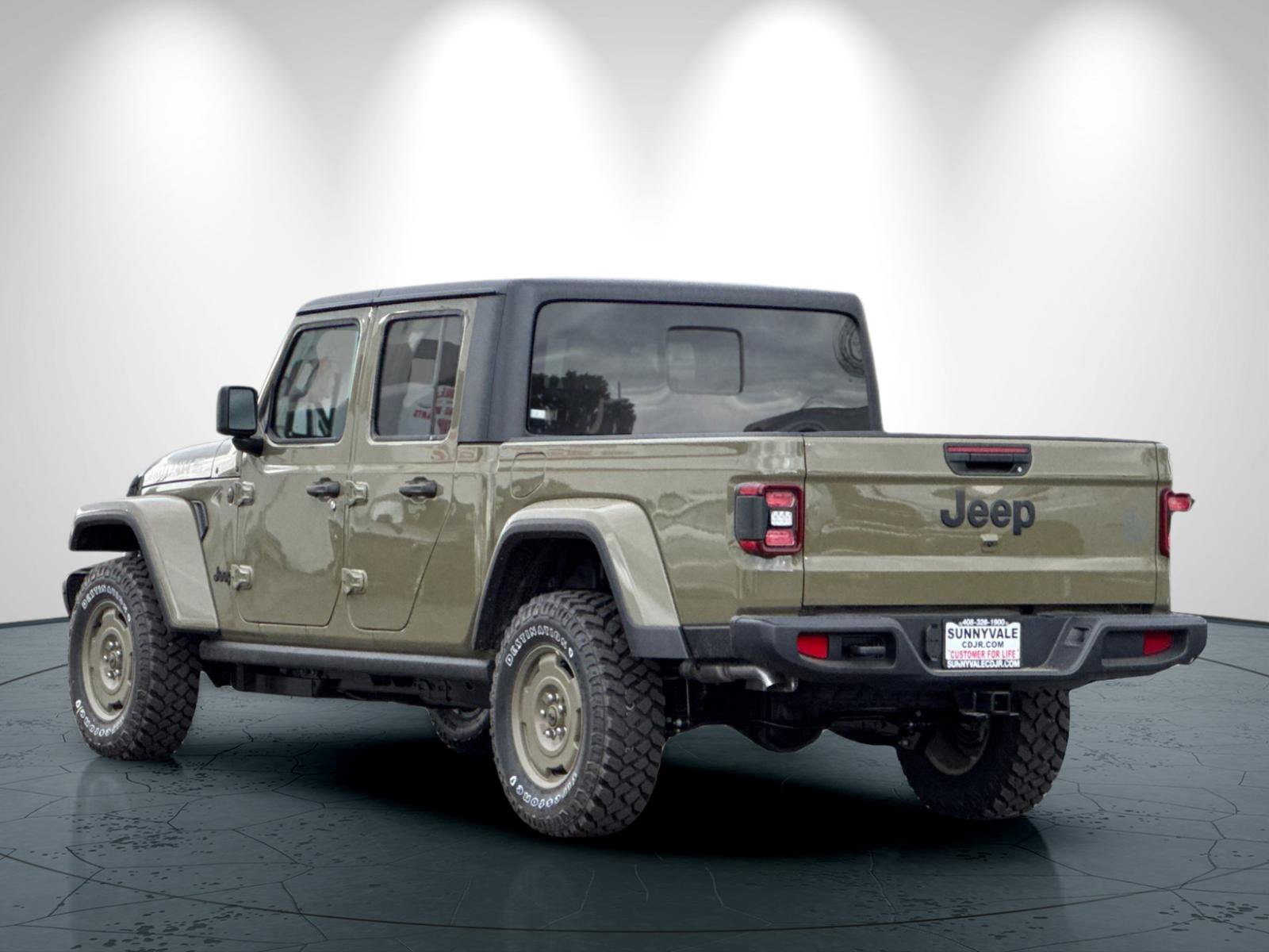 New 2026 Jeep Gladiator Willys AWD/4WD image 6