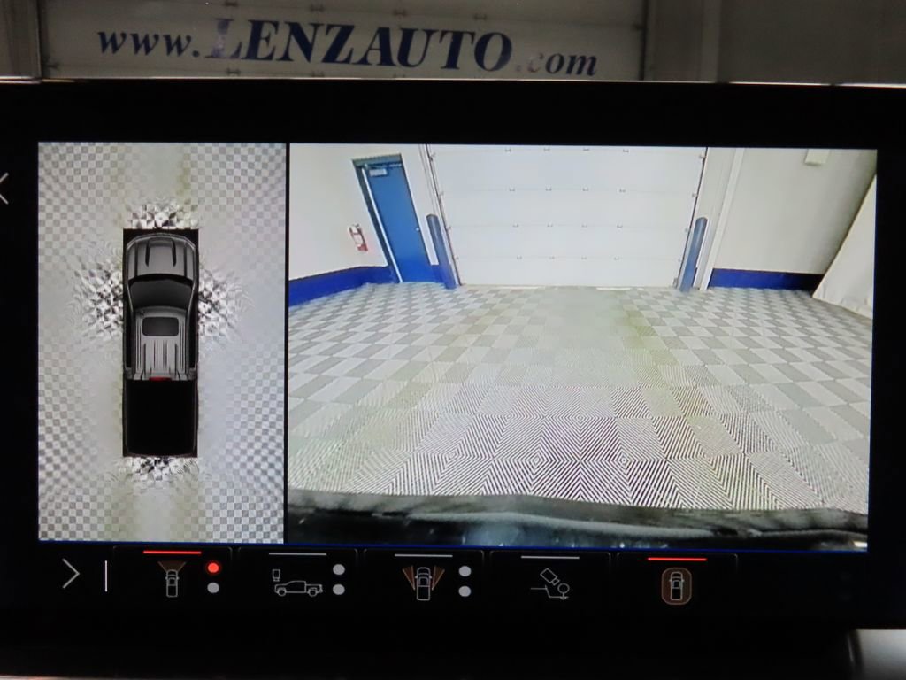 Used 2024 Chevrolet Silverado 1500 RST image 16