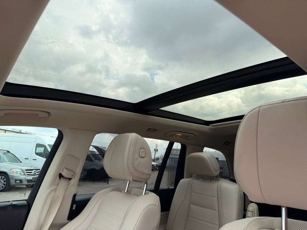 Certified 2024 Mercedes-Benz GLS 450 4MATIC image 17