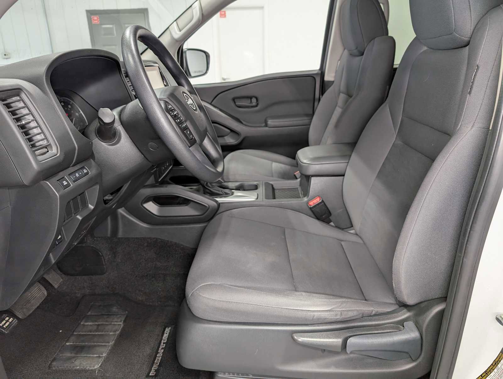 Used 2022 Nissan Frontier S w/ Technology Package image 5