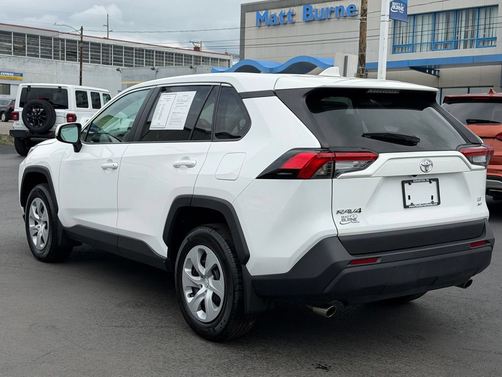 Used 2025 Toyota RAV4 LE AWD/4WD image 20