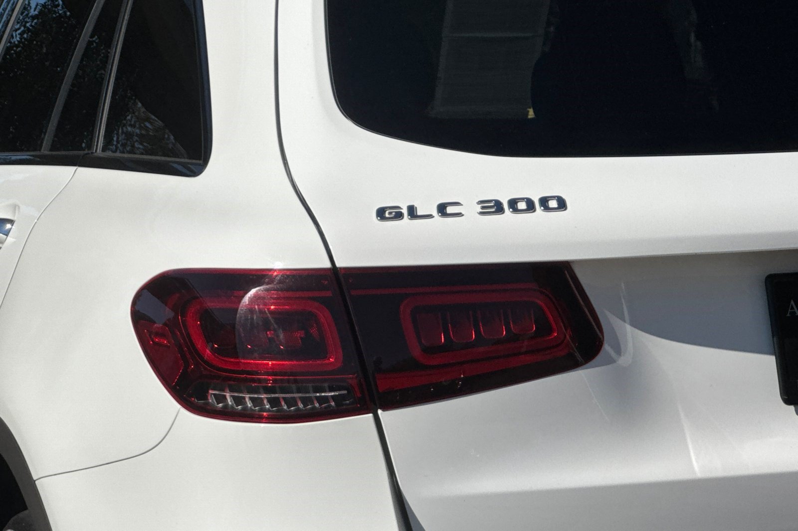 Certified 2020 Mercedes-Benz GLC 300 4MATIC image 30
