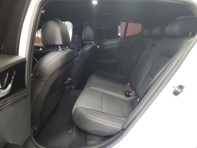 Used 2022 Kia Stinger GT-Line image 37