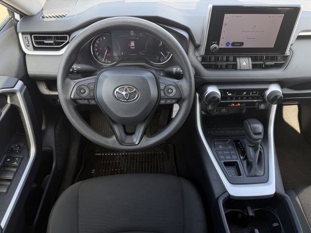 Used 2025 Toyota RAV4 LE image 12