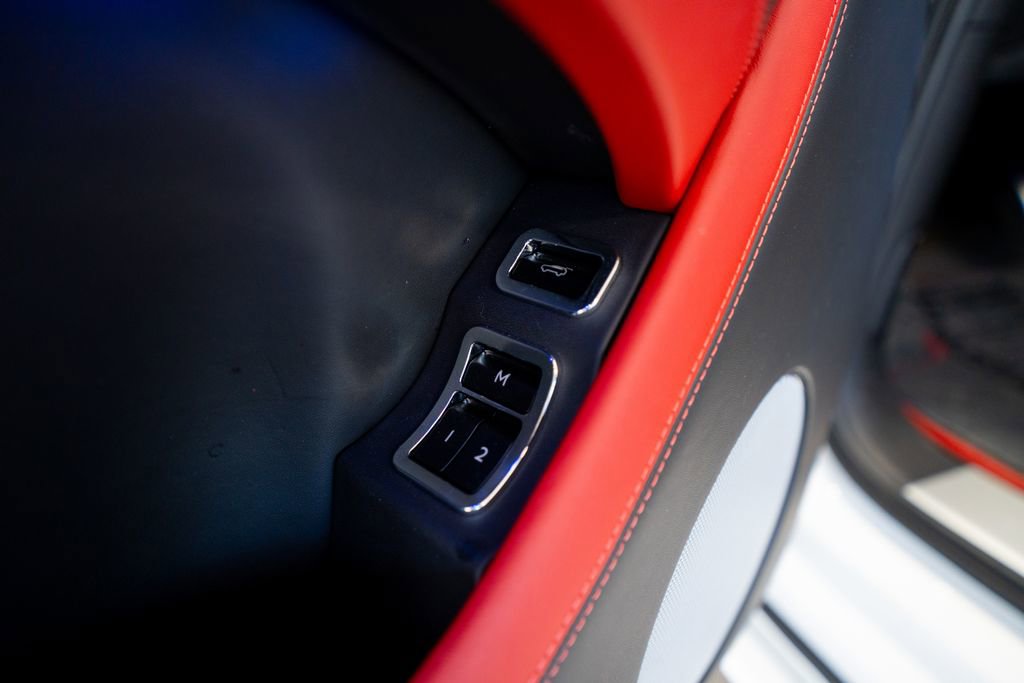 Used 2021 Bentley Bentayga Speed image 26