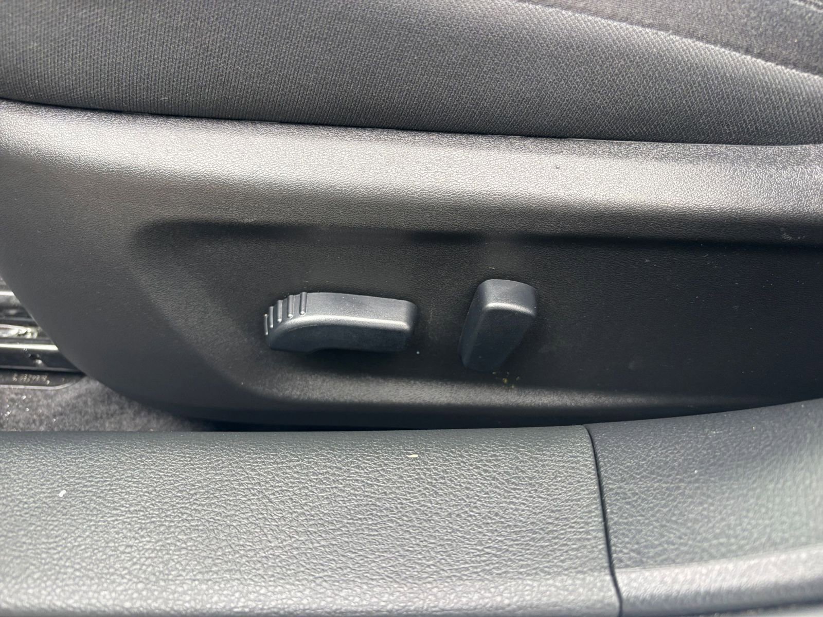 Used 2025 Nissan Altima 2.5 SV image 22