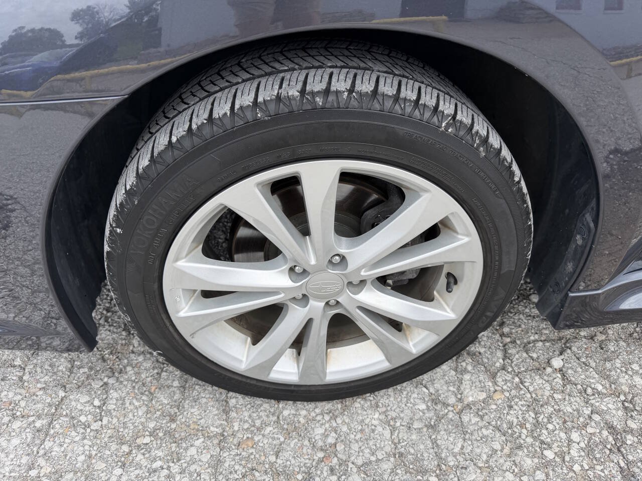 Used 2013 Subaru Legacy 2.5i Premium w/ All-Weather Pkg AWD/4WD image 8