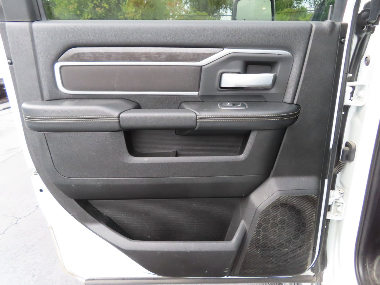Used 2024 RAM 2500 Big Horn image 26