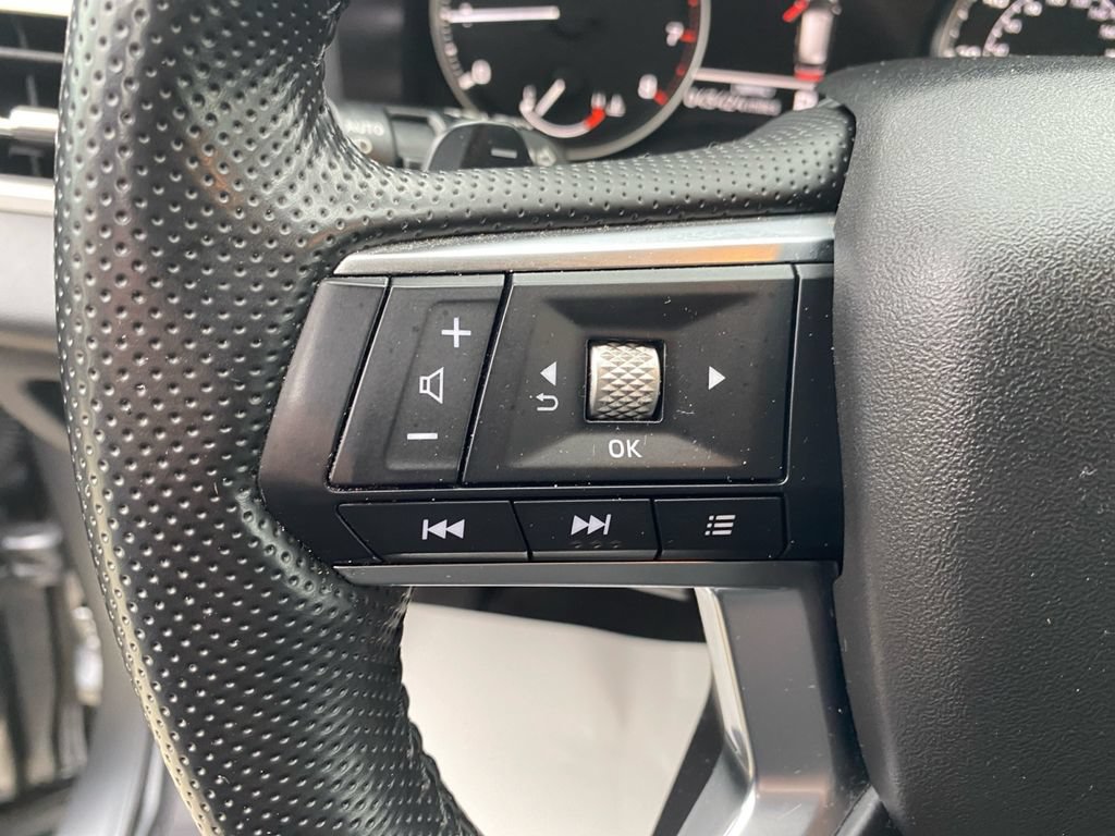 Used 2024 Mitsubishi Outlander SE AWD/4WD image 19