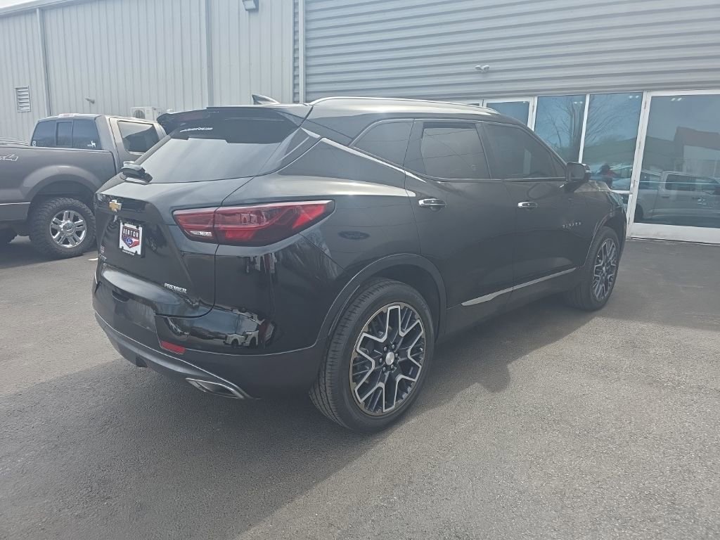 Used 2023 Chevrolet Blazer Premier w/ Driver Confidence II Package image 7