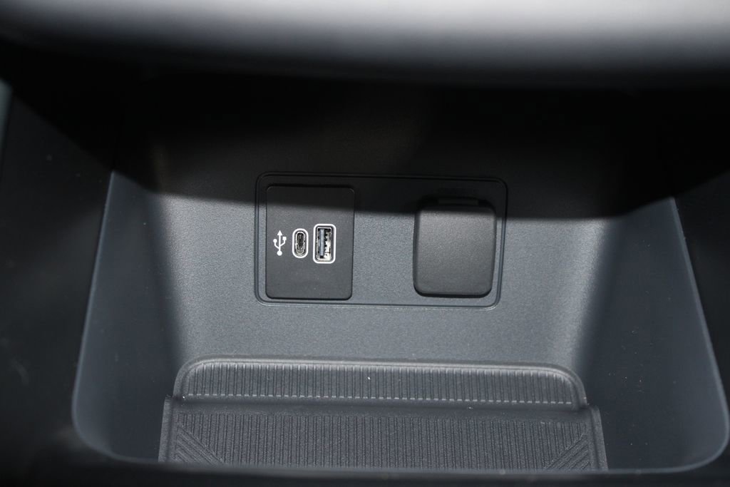 New 2026 Ford Explorer ST-Line w/ Premium Package image 47