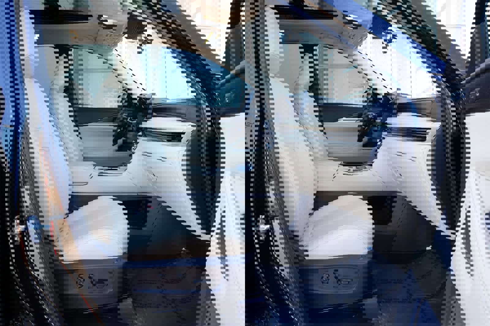 Certified 2025 INFINITI QX60 Sensory image 23