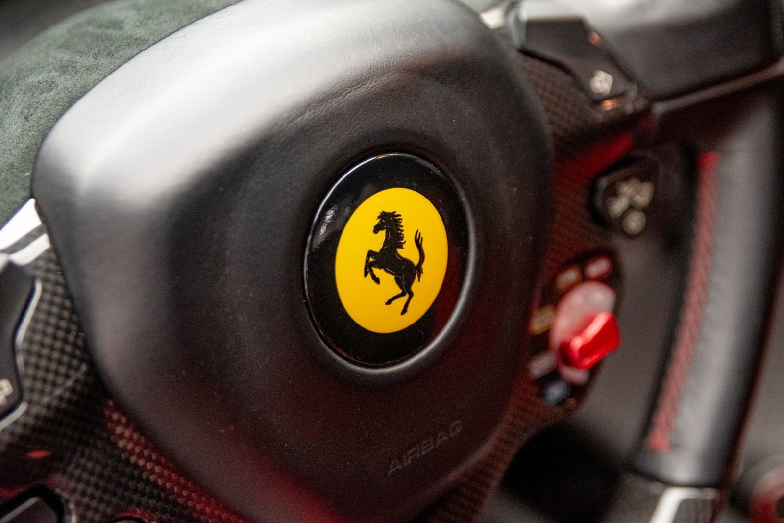 Used 2015 Ferrari 458 Speciale Coupe RWD image 13
