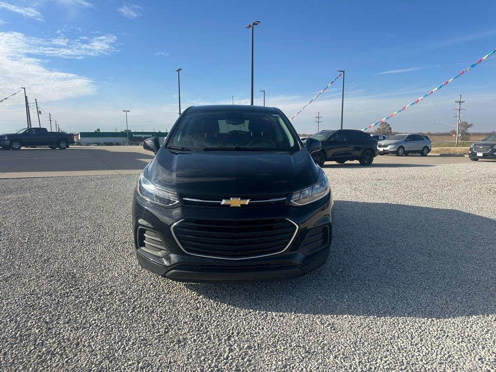 Used 2022 Chevrolet Trax LS w/ Tint and Cruise Package image 8