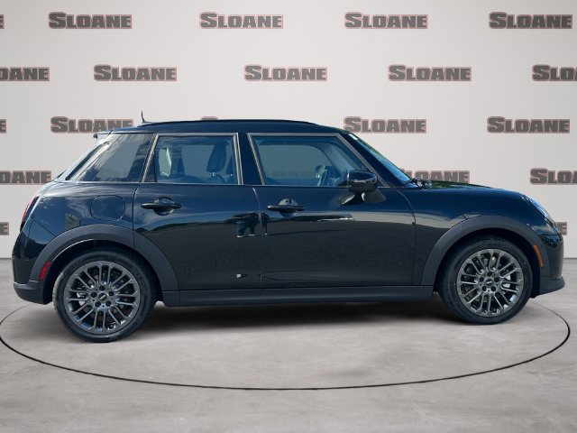 Used 2026 MINI Cooper 4-Door Hardtop FWD image 6