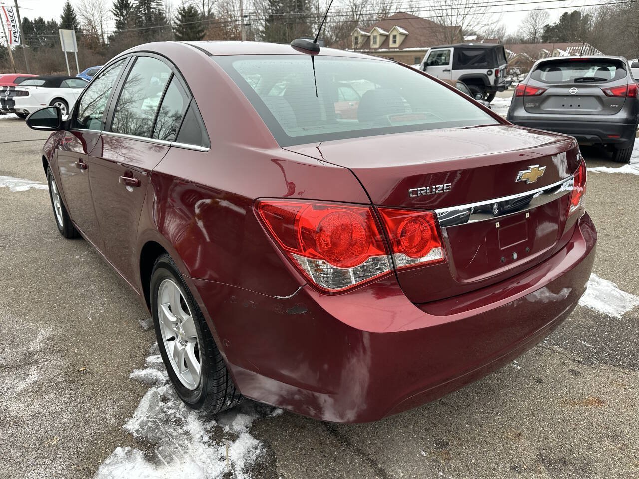 Used 2015 Chevrolet Cruze LT FWD image 4